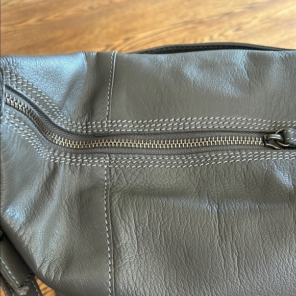Lucky Brand Gray Crossbody/ Shoulder Bag Soft Slouchy Leather - Picture 8 of 16